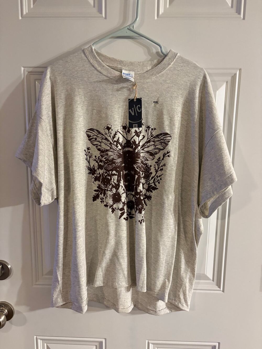 Women’s 2XL Tshirt NWT (read description)